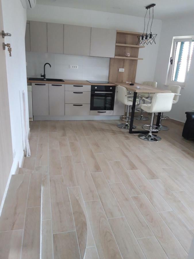 Apartments Lorio Водице Экстерьер фото